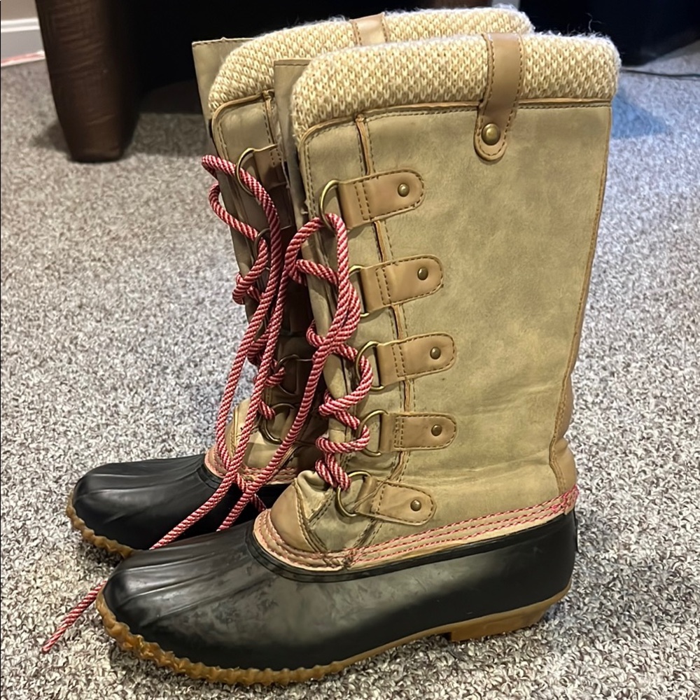 Esprit Women's Beige Winter Boots - Picture 5 of 5
